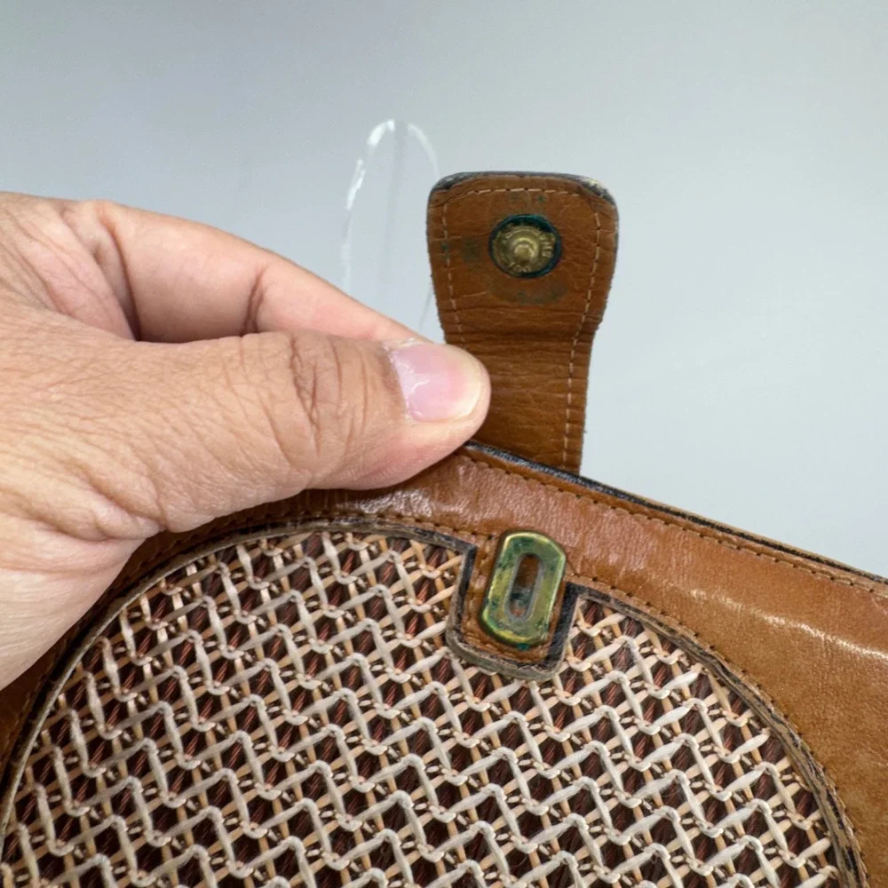 Princess Gardner Bifold Wallet Tan Leather Vintage Woven Kiss Lock